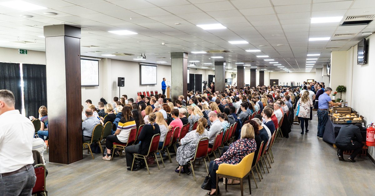 How To Layout Conference Seating For Focus & Attention