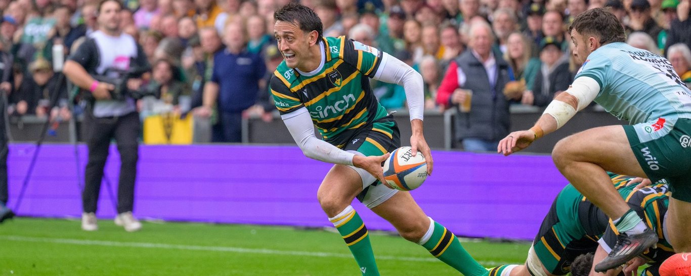 Alex Mitchell has signed a new contract with Northampton Saints