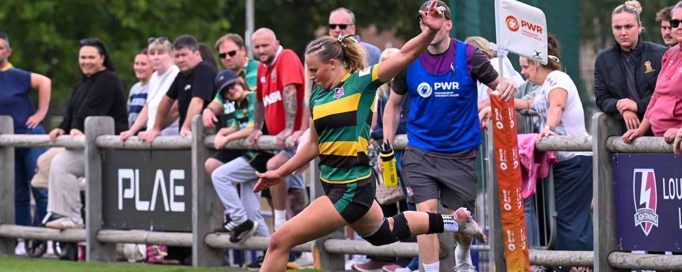 Lia Green of Loughborough Lightning.