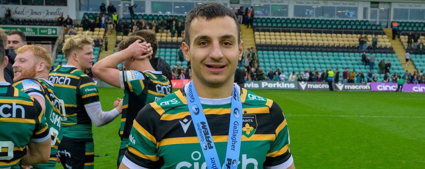 Edoardo Todaro of Northampton Saints.