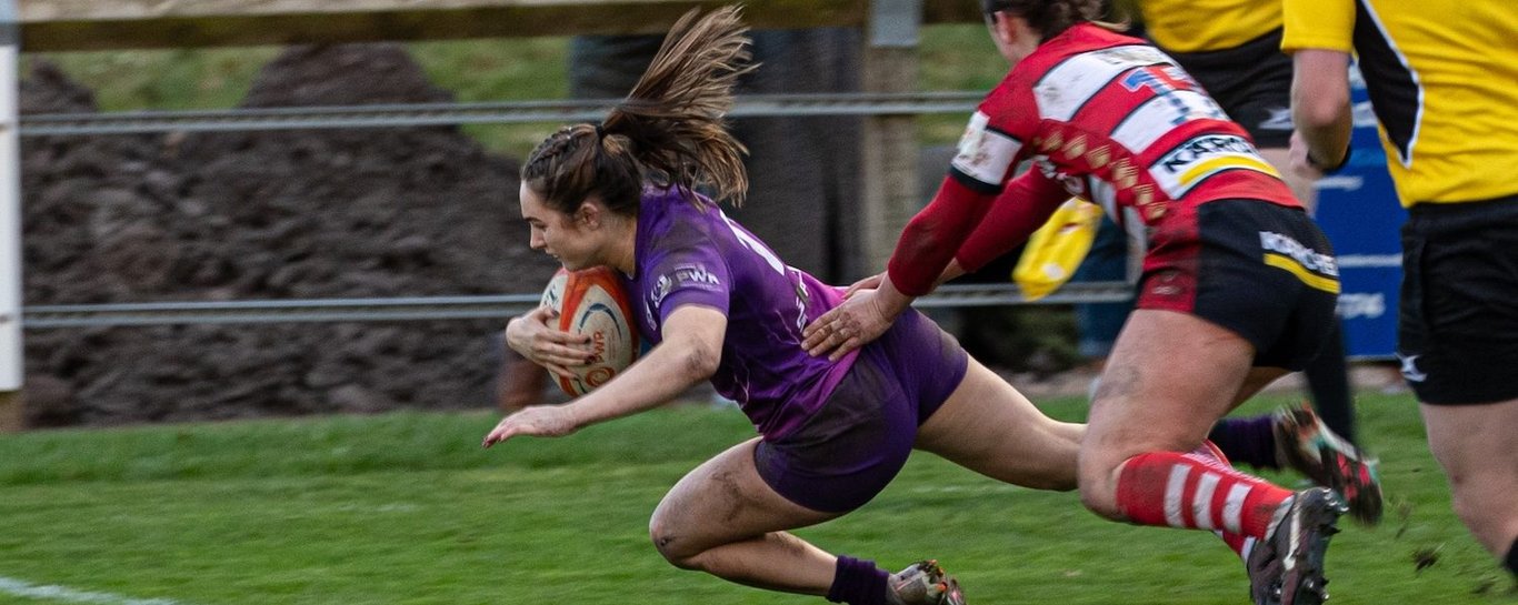 Bo Westcombe-Evans of Loughborough Lightning scores against Gloucester-Hartpury.