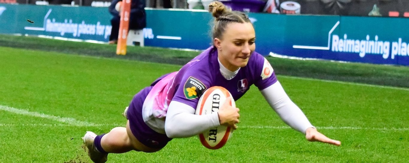 Krissy Scurfield scores for Loughborough Lightning