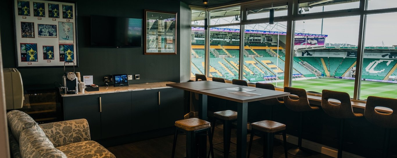 Our Executive Boxes all benefit from outstanding views of the pitch and offer an exclusive space for 10 to 24 guests to soak up the unique cinch Stadium at Franklin’s Gardens atmosphere.