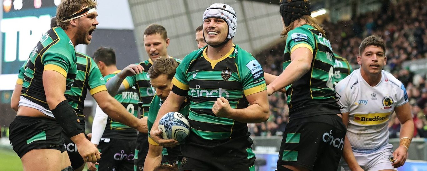 Northampton Saints celebrate a try