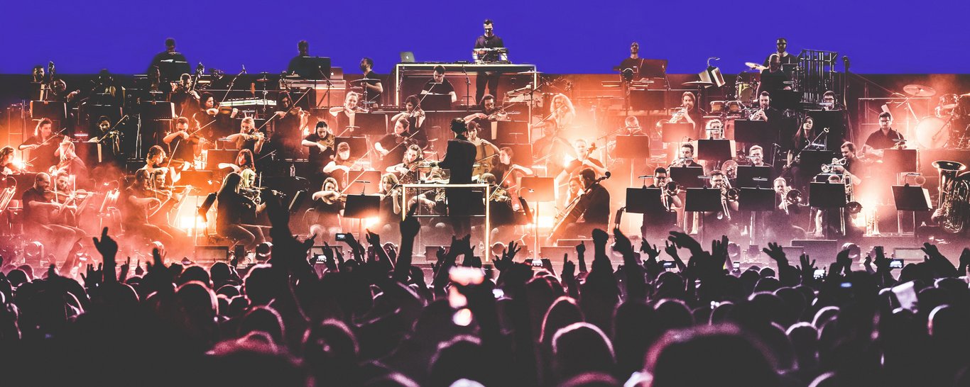 Pete Tong and The Heritage Orchestra will perform at Franklin's Gardens