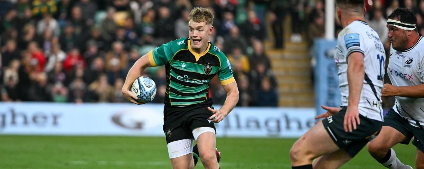 Fin Smith of Northampton Saints.