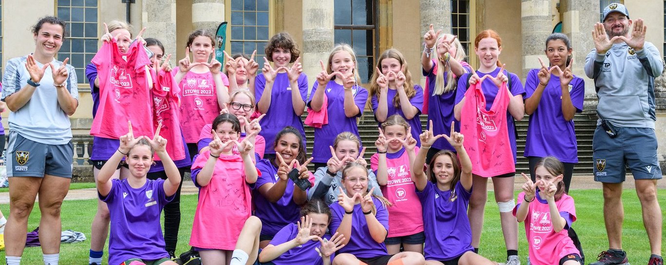 Loughborough Lightning players coach at Stowe School