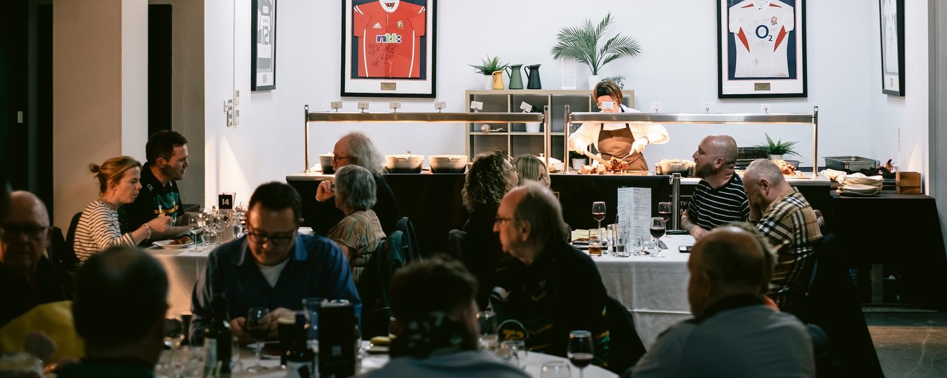 Relaxed surroundings, a delicious menu and a superb atmosphere make the Heroes Restaurant a fine choice for a matchday at cinch stadium at Franklin’s Gardens.
