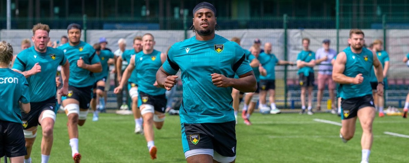 Chunya Munga of Northampton Saints