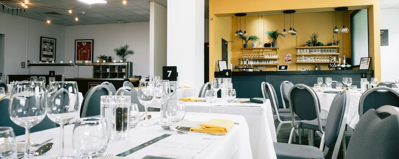 Relaxed surroundings, a delicious menu and a superb atmosphere make the Heroes Restaurant a fine choice for a matchday at cinch stadium at Franklin’s Gardens.
