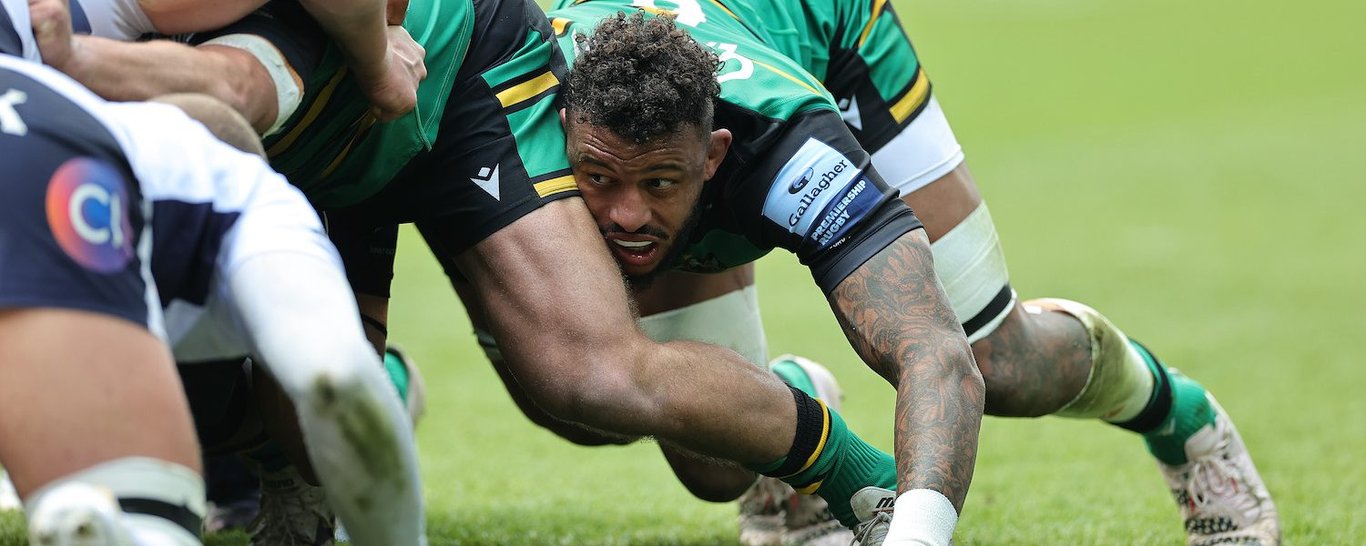Courtney Lawes in action for Northampton Saints