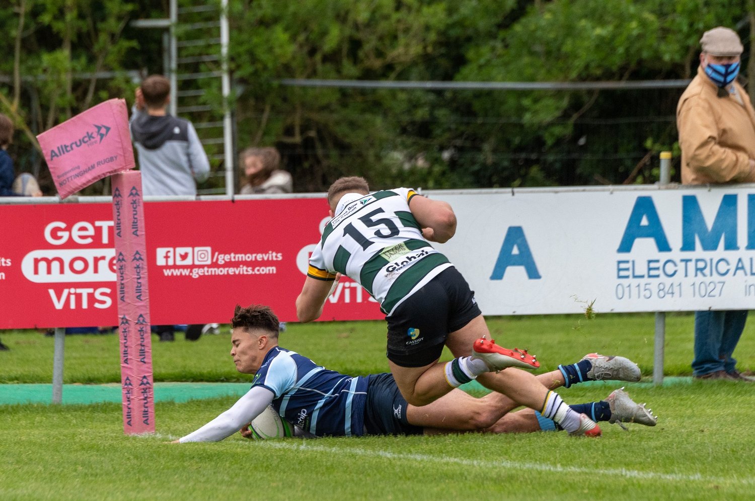 Saints' Josh Gillespie scores a try for Bedford