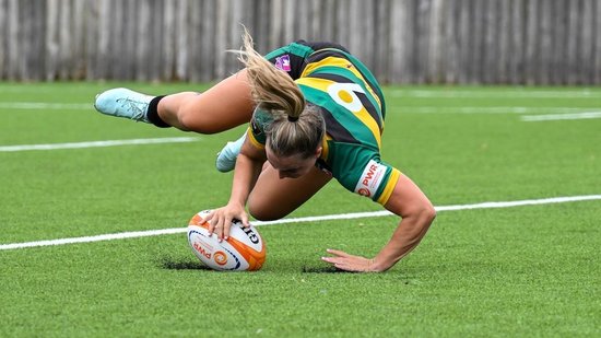 Meg Davey of Loughborough Lightning.