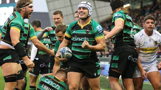 Northampton Saints celebrate a try