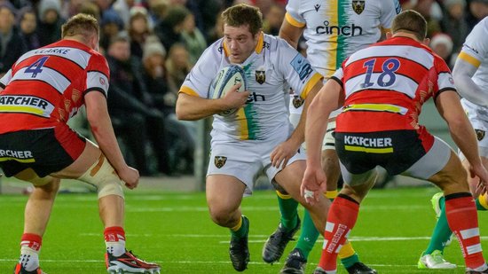 Elliot Millar Mills has signed a new contract to remain at Northampton Saints