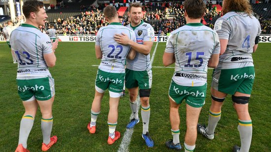 Dan Biggar and his Saints teammates in Lyon