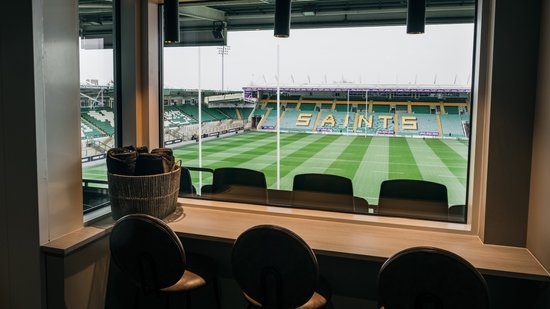Our Executive Boxes all benefit from outstanding views of the pitch and offer an exclusive space for 10 to 24 guests to soak up the unique cinch Stadium at Franklin’s Gardens atmosphere.