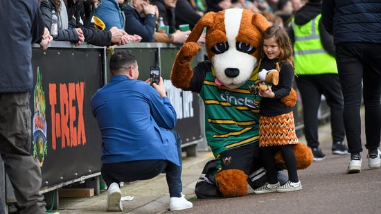 Northampton Saints supporters at cinch Stadium at Franklin’s Gardens