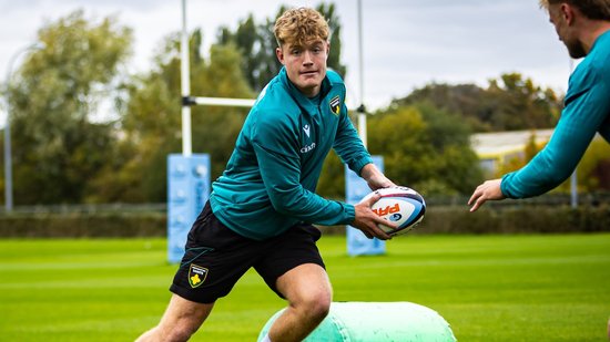Fin Smith of Northampton Saints