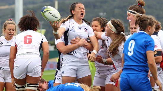 Hallie Taufoou scores for the USA