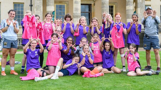 Loughborough Lightning players coach at Stowe School