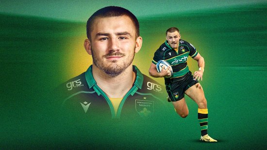 Ollie Sleightholme has signed a new contract with Northampton Saints