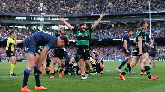 Northampton Saints celebrate victory over Leinster.