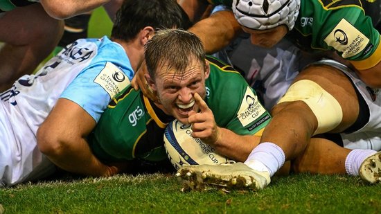 Alex Waller of Northampton Saints against Bayonne.