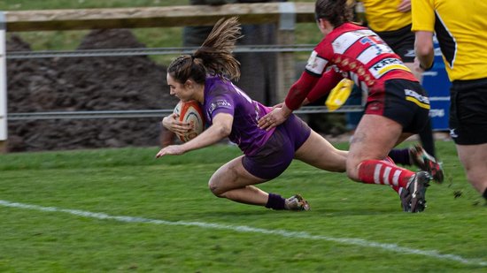 Bo Westcombe-Evans of Loughborough Lightning scores against Gloucester-Hartpury.