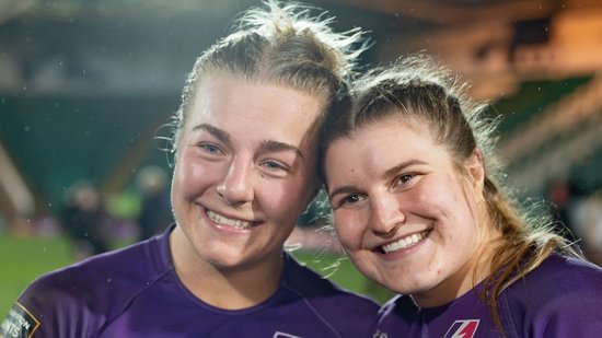 Courtney Holtkamp and Abby Duguid of Loughborough Lightning.