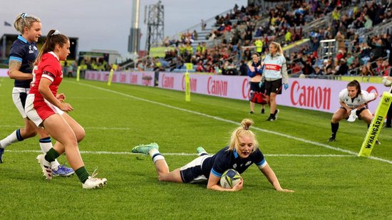 Megan Gaffney scores for Scotland