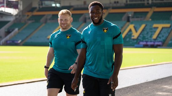 Robbie Smith and Emmanuel Iyogun of Northampton Saints