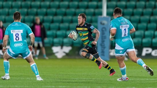 Teimana Harrison in action for Northampton Saints against Worcester Warriors