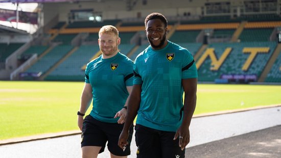 Robbie Smith and Emmanuel Iyogun of Northampton Saints