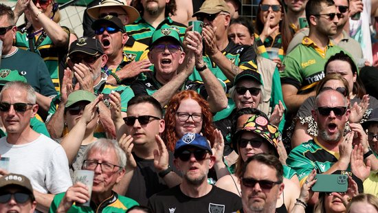 Northampton Saints supporters