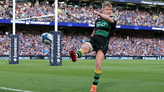 Fin Smith of Northampton Saints